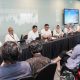 Roberth MV Dumatubun dari Pertamina Patra Niaga saat konferensi pers menyiapkan pasokan energi Nataru 2025.