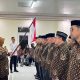 Asisten Administrasi Umum Setda Balangan Hasmiati melantik pengurus Dewan Harian Ranting 45 periode 2025–2030 di Aula Kesbangpol Balangan.