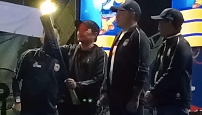 Tala Resmi Juara Umum Porprov Kalsel XII, Wagub Padamkan Obor sebagai Penutup Perhelatan