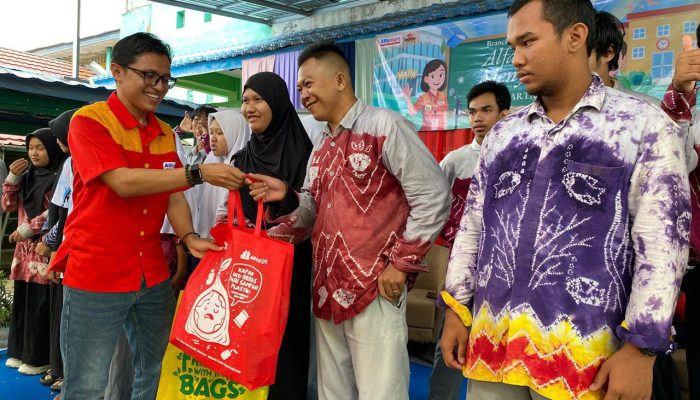 Alfamart Perkuat Komitmen Inklusi, Pekerja Disabilitas Berbagi Inspirasi Lewat Program ‘Alfability Menyapa’
