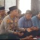 Kapolres Majalengka AKBP Willy Adrian bersama anggota Polres Majalengka melaksanakan salat gaib dan doa bersama di Masjid Jami Ussholihin.