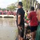 Olah TKP kecelakaan dua motor yang jatuh ke sungai di Bantul.