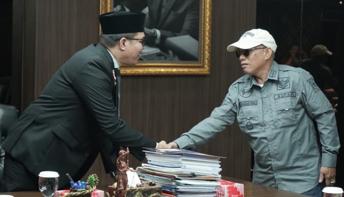 Bupati Kotabaru Pelajari Percepatan Infrastruktur dan Digitalisasi Pemerintahan di Samarinda
