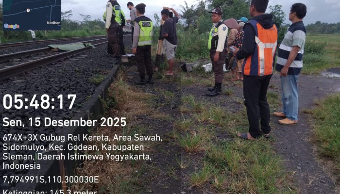 Wanita Paruh Baya Tewas Tertabrak Kereta Api Bandara di Sleman