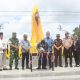 Bupati Pulang Pisau Ahmad Rifa’i saat meresmikan Tugu Ikon Gagang Mandau di jalur Trans Kalimantan.