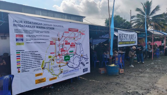 Polres Tabalong Pasang Spanduk Keselamatan Lalu Lintas Jelang Puncak 5 Rajab