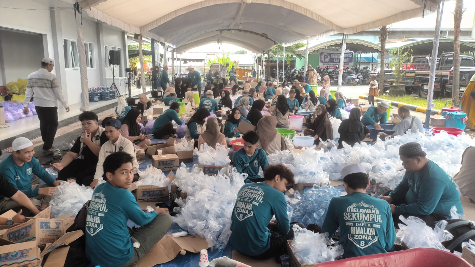 H Mansyur meninjau Rest Area Himalaya untuk jamaah Haul 5 Rajab Abah Guru Sekumpul di Banjarbaru
