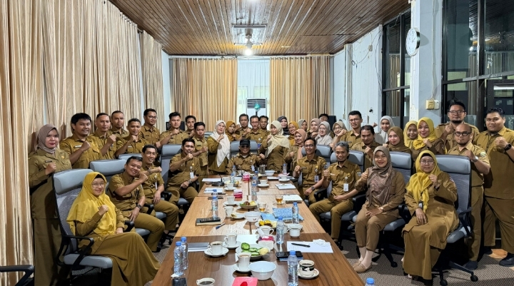 Bupati Kotabaru Muhammad Rusli mengunjungi BKPSDM untuk membahas peningkatan kinerja dan pengembangan SDM ASN