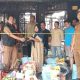 Penyerahan bantuan sosial Pemkab Tanah Bumbu kepada korban kebakaran di Kelurahan Kampung Baru, Kecamatan Simpang Empat.