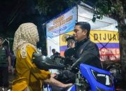 Naik Motor Trail, Wali Kota Banjarmasin Jangkau Banjir Antar Bantuan Warga Sungai Lulut