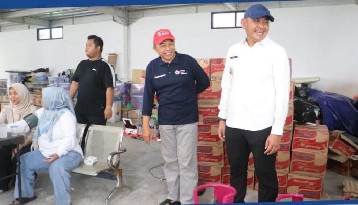 Bupati Tanah Laut Tinjau Dapur Induk Banjir, Pastikan Bantuan Warga Lancar