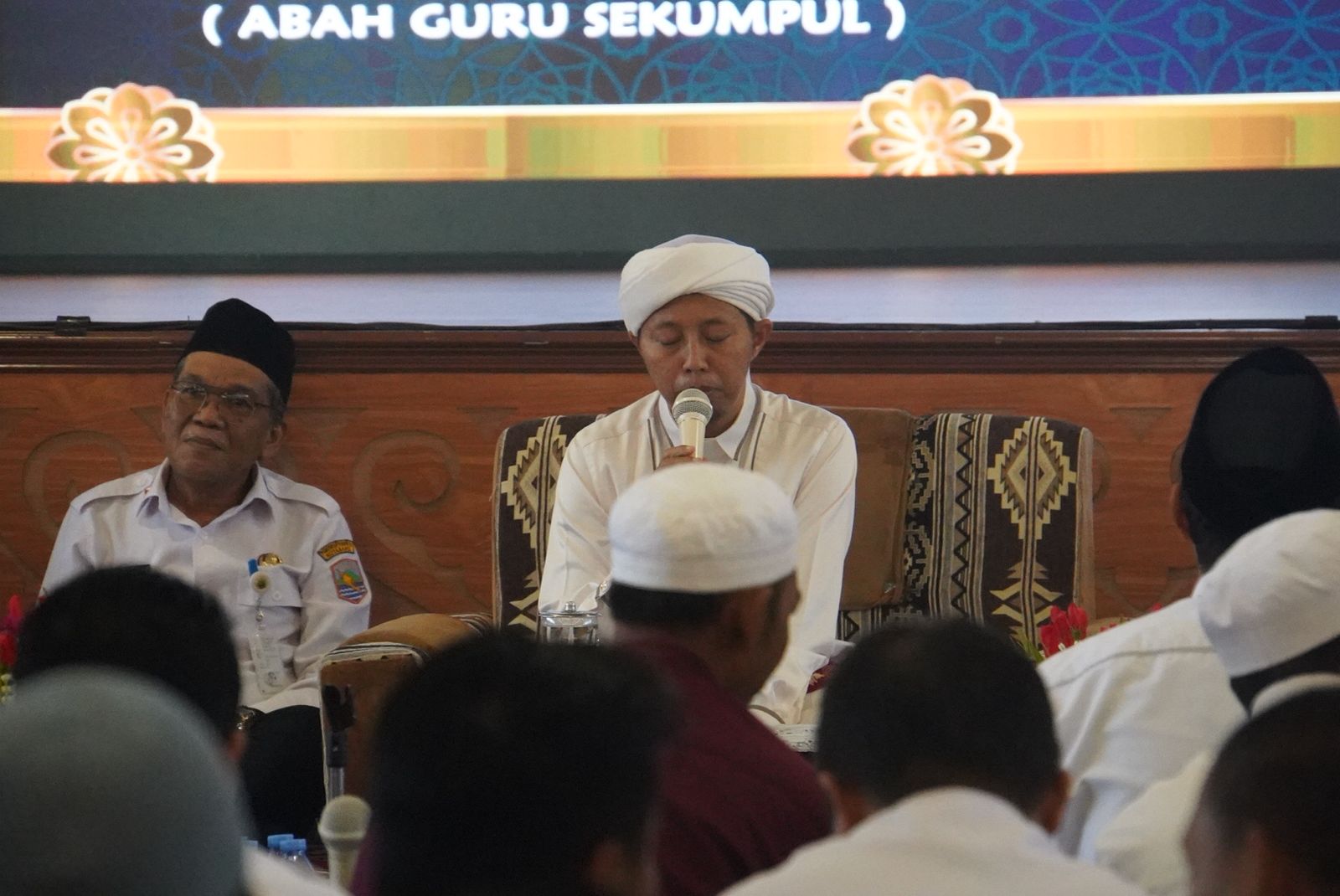 Peringatan Isra Mi’raj dan Haul ke-21 Guru Sekumpul oleh Pemkab Kotabaru di Aula Bamega