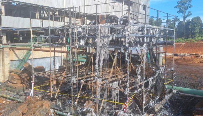 Kebakaran Pabrik PT SFP di Pulau Sebuku Kotabaru, Tujuh Karyawan Terluka