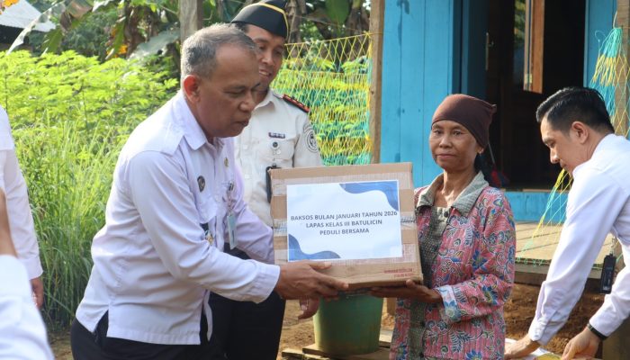 Lapas Batulicin Salurkan Bantuan Sosial, Perkuat Hubungan dengan Warga Sekitar