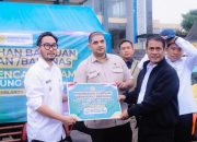 Menteri Pertanian Andi Amran Sulaiman meninjau lokasi bencana longsor di Desa Pasirlangu, Kecamatan Cisarua, Kabupaten Bandung Barat.