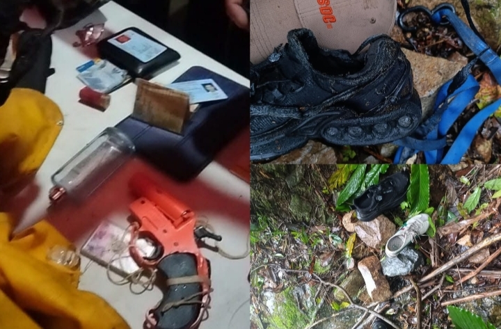 Tim SAR mengamankan tas berisi kartu identitas awak pesawat ATR 42-500 yang ditemukan di kawasan Gunung Bulusaraung, Pangkep.