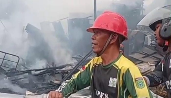Kebakaran Bengkel dan Kontrakan di Satui Tanah Bumbu, Kerugian Ratusan Juta
