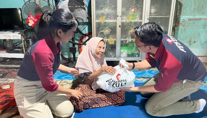 Artha Graha Peduli Salurkan 1.000 Paket Sembako Murah, Skema Door to Door Sasar Warga Jelang Ramadan
