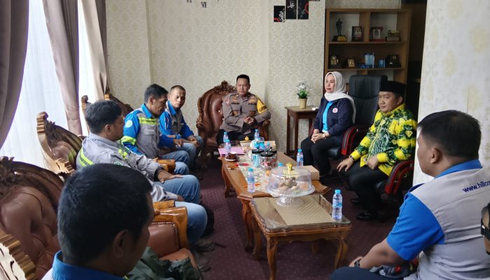 Puluhan Pekerja Adukan Gaji Tertunda ke DPRD Kotabaru, Status Iuran BPJS Ikut Dipersoalkan