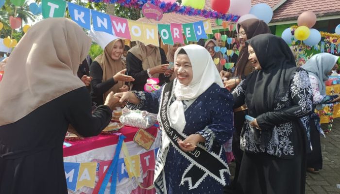 DPRD Tanah Bumbu Soroti Pendidikan Karakter Anak Usia Dini Lewat Market Day TK