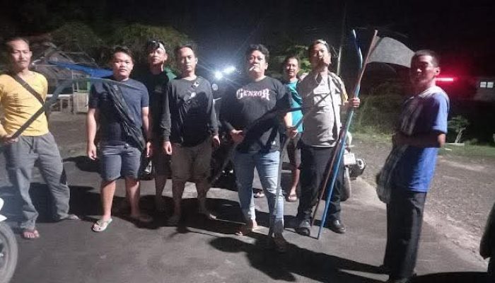 Polisi Bubarkan Tawuran Dini Hari di Indramayu, Remaja Kabur Tinggalkan Sajam dan Motor