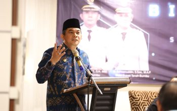 Bupati Andi Rudi Latif Dorong Digitalisasi Kinerja Lewat Bimtek E-Monev Pro 2026