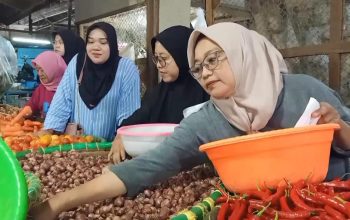 Harga Pangan Naik Serentak Jelang Puasa, Cabai Paling Pedas di Majalengka