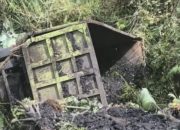 Truk Batu Bara Terjun ke Jurang 25 Meter di Sumedang, Sopir Selamat
