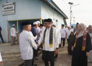 Safari Ramadan di Kotabaru, Wabup Syairi Mukhlis Serahkan Bantuan untuk Dua Kecamatan