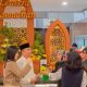 Pengunjung menikmati paket buka puasa all you can eat Lentera Ramadan di Savana Hotel & Convention Malang.