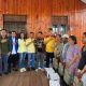 Kapolda Kalteng dan organisasi lintas iman menyerahkan bantuan sosial kepada korban kebakaran Mendawai di Palangka Raya.