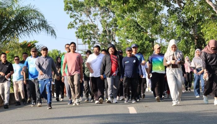 Pemkab Tanah Bumbu Gelar Jalan Sehat ASN, Dorong Budaya Hidup Aktif di Lingkungan Birokrasi