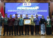 Pemkab Tanah Bumbu Terima Penghargaan Menteri Hukum atas Dukungan Pos Bantuan Hukum Desa