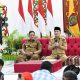 Gubernur Kalteng Agustiar Sabran mensosialisasikan program bantuan sosial Kartu Huma Betang Sejahtera di Istana Isen Mulang Palangka Raya.