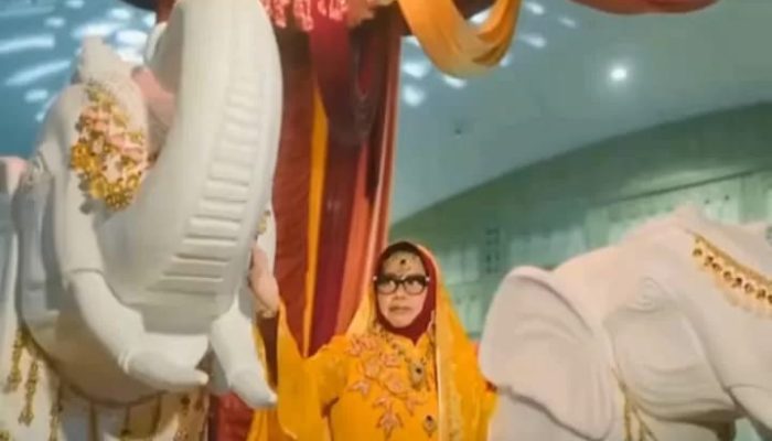 Viral Bukber Pejabat Sidoarjo Bertema Bollywood, Sekda Fenny Apridawati Minta Maaf