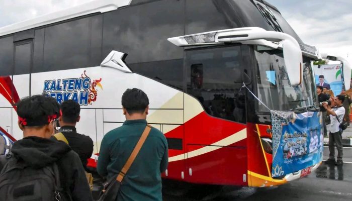 Mudik Gratis Kalteng 2026 Dilepas, 626 Warga Berangkat Naik 18 Bus