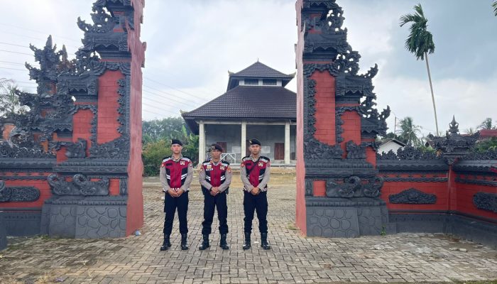 Polisi Patroli Pura di Tanah Laut Saat Nyepi, Situasi Aman dan Kondusif