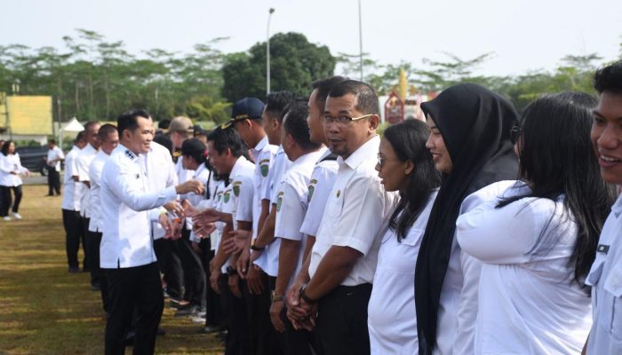 Hari Pertama Kerja, Bupati Pulang Pisau Ajak ASN Tingkatkan Semangat