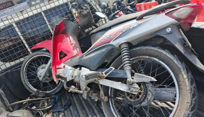 Pemotor Tewas Tabrak Truk Parkir di Tjilik Riwut, Sopir Kabur