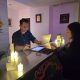 Aksi Earth Hour di ARTOTEL TS Suites Surabaya dengan lilin sebagai simbol penghematan energi
