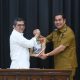 Wabup Pulang Pisau Ahmad Jayadikarta menyerahkan LKPD 2025 unaudited kepada BPK Kalimantan Tengah