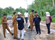 Jalan Labuan Mas Kotabaru Rusak Parah, DPRD Tinjau Usai Video Viral