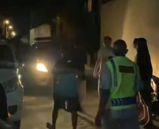 Warga menangkap terduga pencuri bahan bangunan di Godean Sleman saat beraksi pada dini hari.