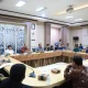 suasana rdp dprd tanah bumbu bahas pasar darurat 80 persen pedagang sudah menempati lapak