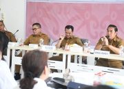 bupati pulang pisau memimpin rapat seleksi jpt pratama bersama jajaran pemerintah daerah