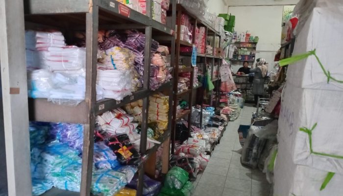 Harga Plastik di Banjarmasin Naik Mendadak, Pedagang: Berubah Tiap Hari