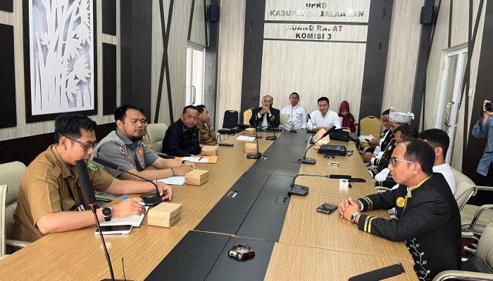 Ciptakan Sistem Pemadaman Terpadu, Komisi III DPRD Balangan Finalisasi Raperda Kebakaran