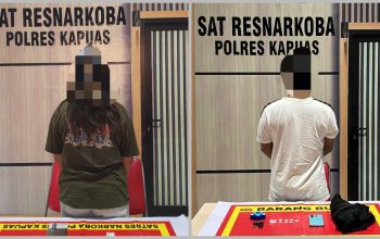 Ket Foto: Terduga pelaku berinisial MM (24), dan NN (22), saat diamankan tim Satresnarkoba Polres Kapuas beserta sejumlah barang bukti terkait penyalahgunaan Narkotika jenis Sabu. (Foto IST)