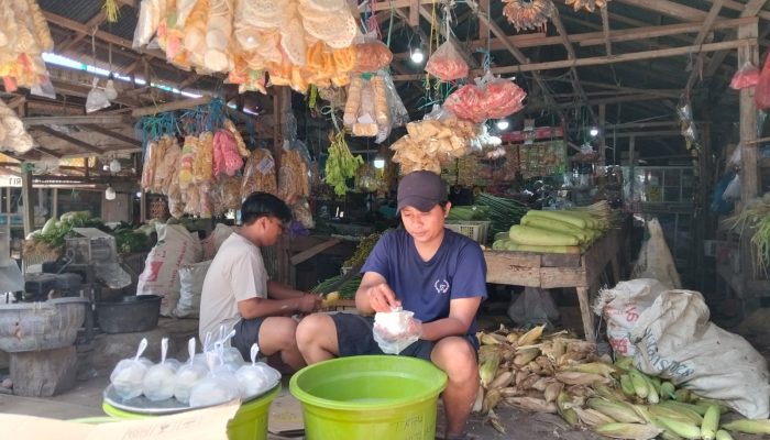 Harga Cabai di Pasar Subuh Tanah Bumbu Turun Jadi Rp100 Ribu per Kg