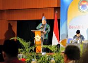 Khairul Umam IKA PMII Kalsel saat memberikan sambutan di Banjarmasin